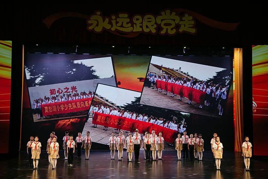聊一下家里的狗做过最搞笑的事情是什么？游戏画面